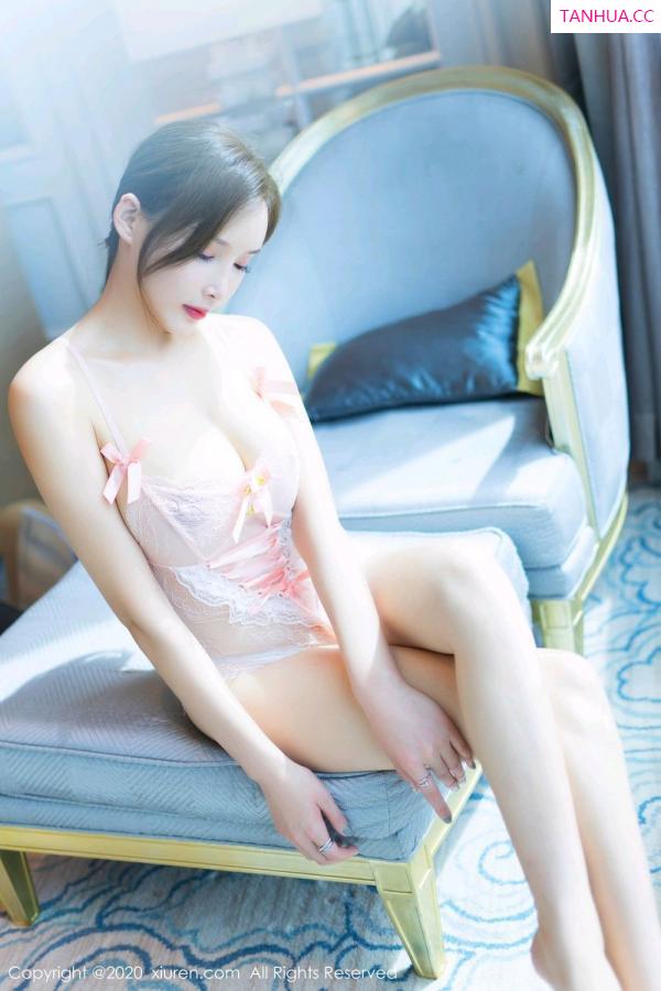 周妍希 奶瓶土肥圆 [XIUREN]高清写真图 2020.03.03 奶瓶土肥圆矮挫丑黑穷第5张图片